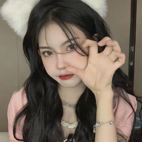 被指控的女人